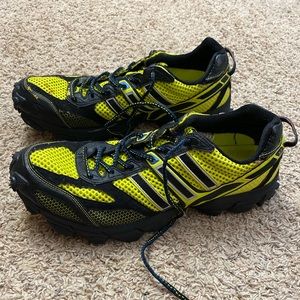 Men’s Adidas Adizero yellow running shoes sneakers
